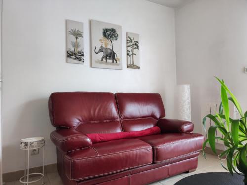 Photo de la galerie de l'établissement Appartement rez de jardin avec terrasse, à Saint-Jean-de-Braye