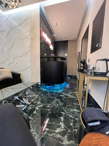 LUCIGNOLOROOM stazione centrale Napoli