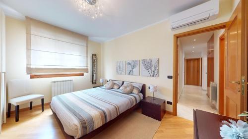 FLORENCE TRAMWAY APARTMENT by Florence Sweet Homes