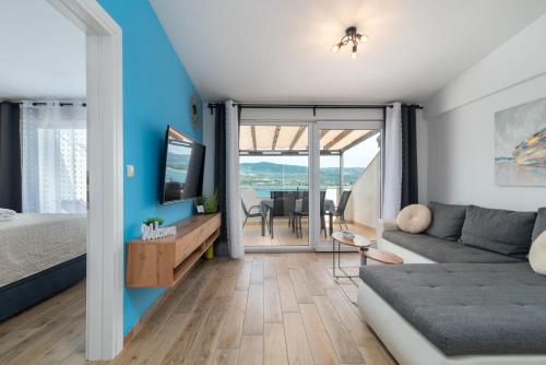 Apartmans and studios Ana