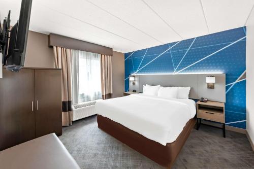 Letto o letti in una camera di Comfort Suites Columbus
