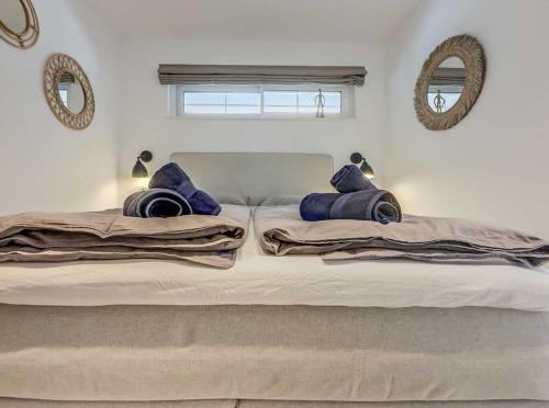 127-Stunning Beachfront Apartment in Benalmádena