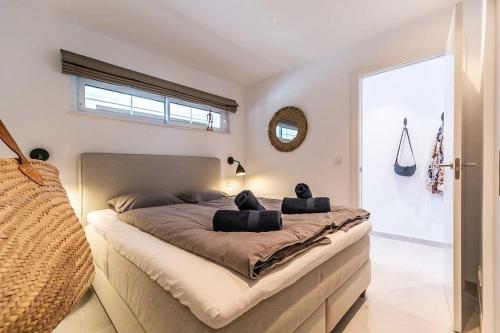 127-Stunning Beachfront Apartment in Benalmádena