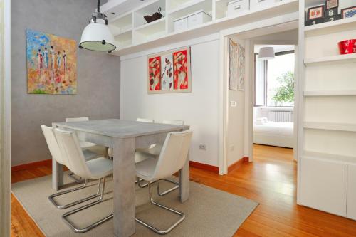 Just Urban Stays - Modern and Exclusive Apartment - 20 min from Duomo