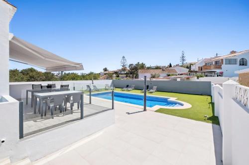 Gallery image of Amazing Villa in El Faro in Fuengirola