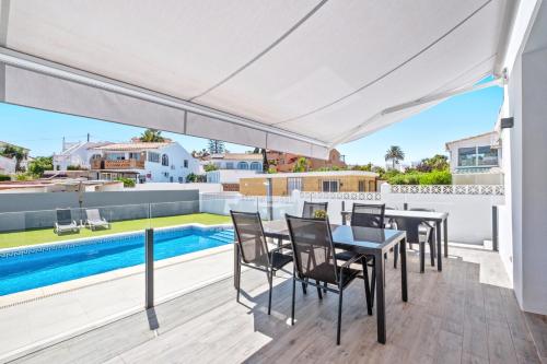 Gallery image of Amazing Villa in El Faro in Fuengirola