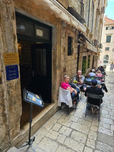 Castello Hostel