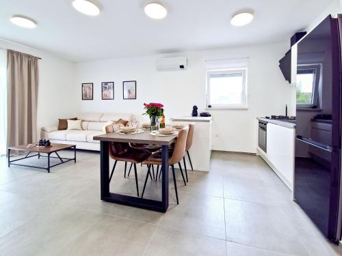 Apartments Laura & Nino