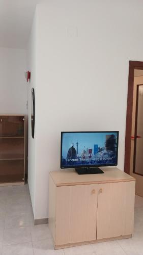 TV a/nebo společenská místnost v ubytování A 2 passi dalla piazza