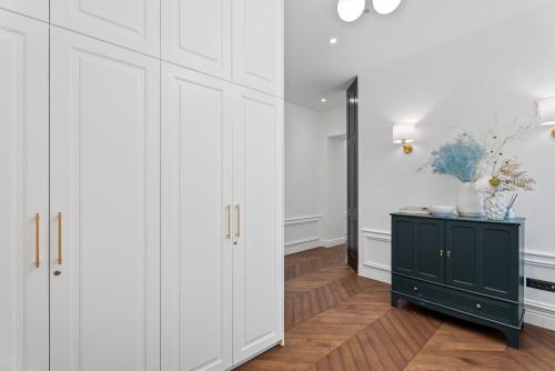 1881 - Heritage rooms