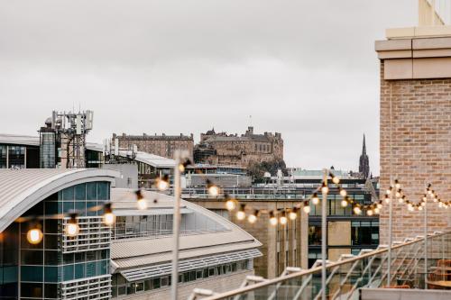 Nespecifikovaný výhled na destinaci Edinburgh nebo výhled na město při pohledu z hotelu