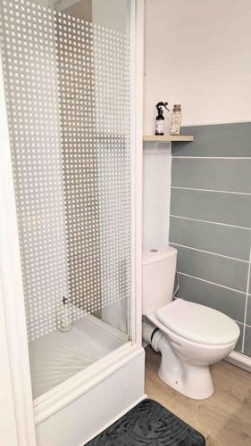 Studio climatisé 4 pers - Terrasse - Parking privé - Plage à pied