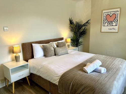 2 Bedroom City Centre House - Pet Friendly - Free Parking photo 13