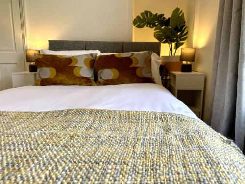 2 Bedroom City Centre House - Pet Friendly - Free Parking photo 23