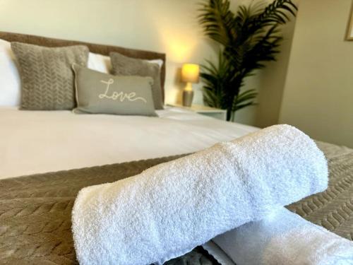 2 Bedroom City Centre House - Pet Friendly - Free Parking photo 28