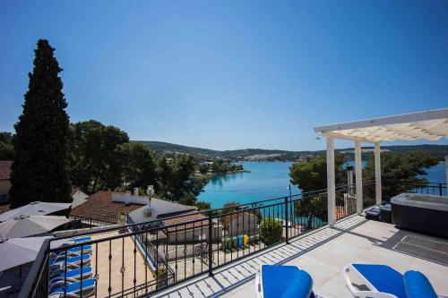 Gallery image of Boutique Guesthouse Sveti Petar, on the beach, heated pool & boat berth - ADULT ONLY in Nečujam
