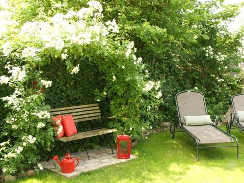 Ein Garten an der Unterkunft Reethus Starkikker