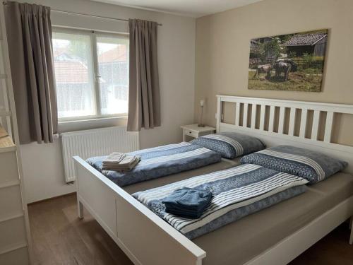 Chalet Alpenrose Comfortable holiday residenceにあるベッド