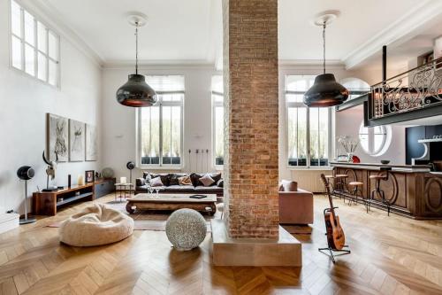 Magnificent Loft Apartment in the Latin Quarter
