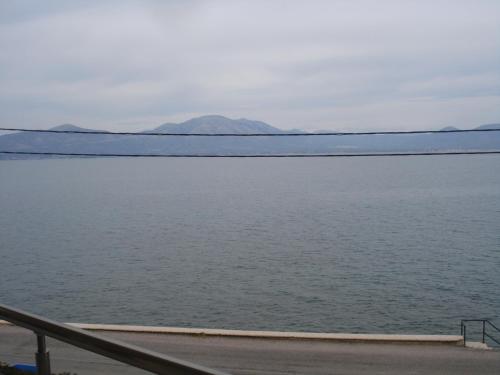 Seaside apartment away from the city- Oropos, Attiki