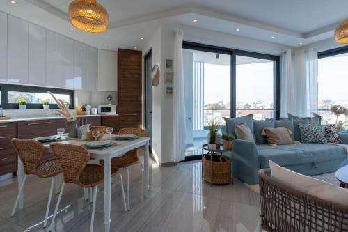 Thálassa 2-Bedroom Apartment in Larnaca