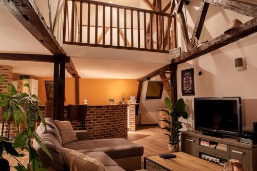 Duplex atypique dans la cité médiévale