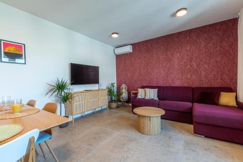 Split Luxury Suite 2