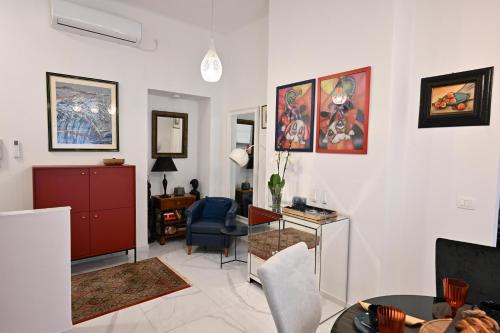 Simply Red Apartment