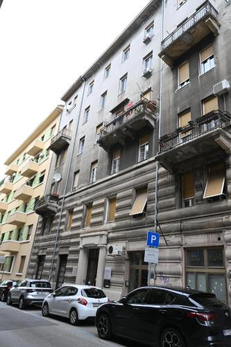 Simply Red Apartment