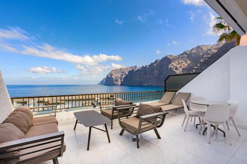 2BDR with Terrace & Ocean View - Los Gigantes