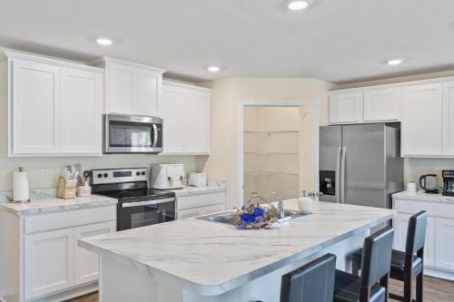 Una cocina o zona de cocina en Ryecrest | Palm Coast