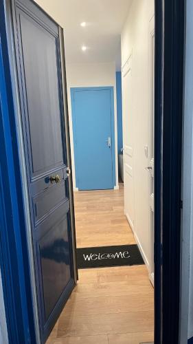 Photo de la galerie de l'établissement Baby Blue, à Clichy