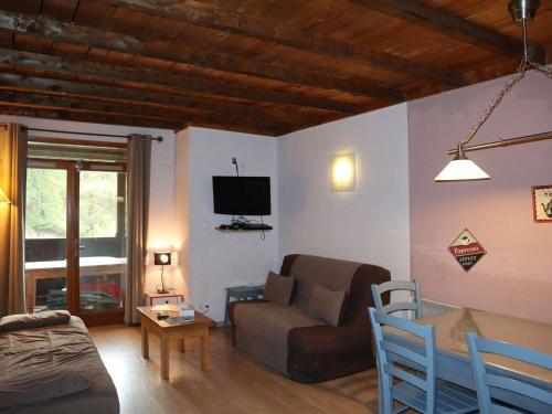 Appartement cosy rénové pour 6 pers, skis aux pieds, balcon sud, proche garderie, belles prestations - FR-1-322-257