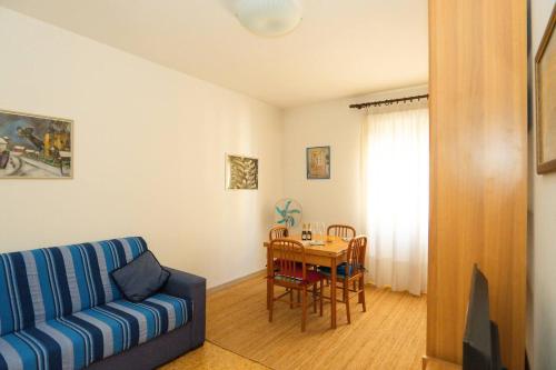 Radio Apartment