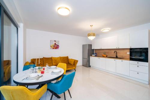 Cavtat city centre luxury apartment