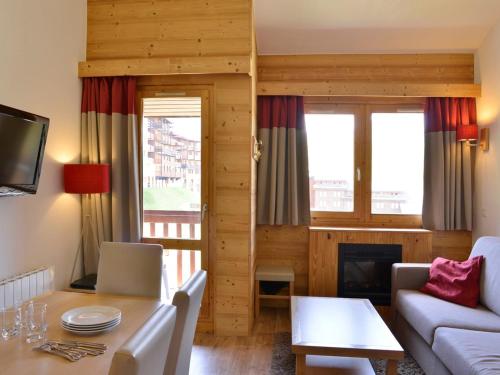 Appartement duplex 6 pers · Ski aux pieds · Piscine chauffée · Animaux admis