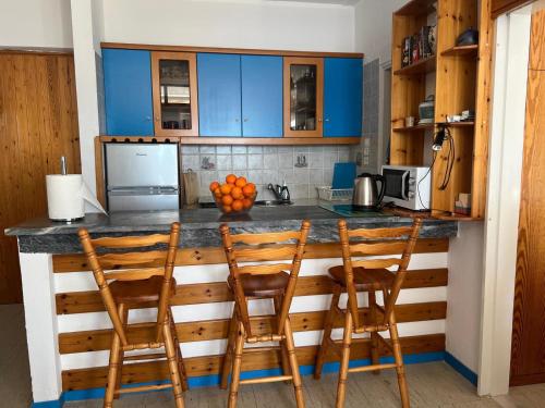 Kuchyň nebo kuchyňský kout v ubytování Atlas Apartment with Private Beach and SeaView Blue