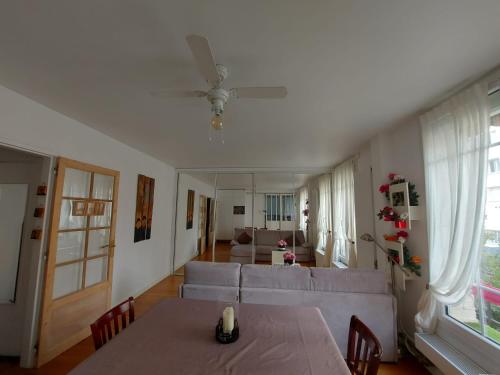 4 pièces parking, proche Paris, 3 chambres, 5 lits