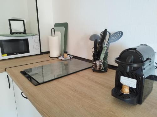 Amazing front sea view studio. Marbella Centre