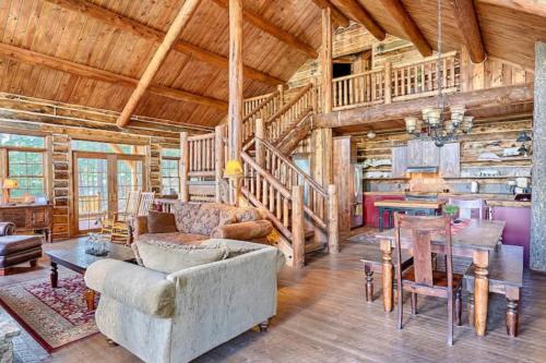 Φωτογραφία από το άλμπουμ του Greer Luxury Cabin σε Greer