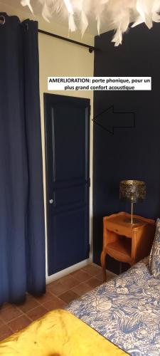Katil atau katil-katil dalam bilik di Chambre Héléna, chambre indépendante du Gîte de L'Archerie