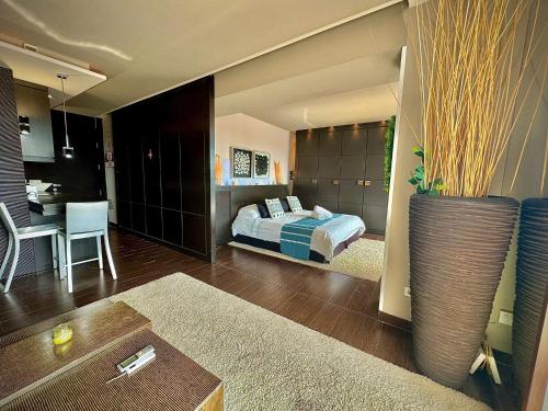 Apartamento con vistas al mar en Nueva Andalucía Marbella