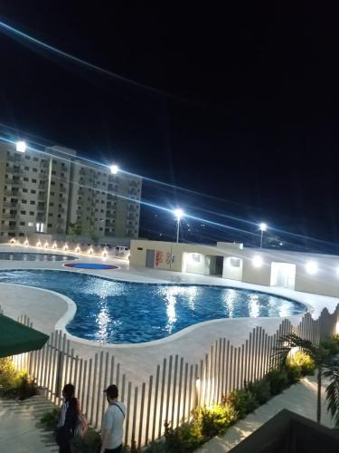 Hồ bơi trong/gần Espectacular Apartamento con Piscina en Santa Marta Aviva Sierra