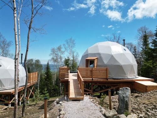 Paisaje cerca de este tented camp