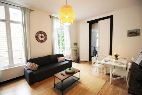 Photo de la galerie de l'établissement Charmant T2 vue sur cathédrale, à Amiens