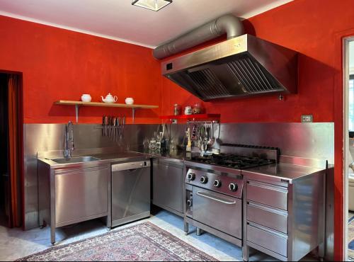 Kuchyň nebo kuchyňský kout v ubytování Affascinante Casale Brambilla vicino Pavia