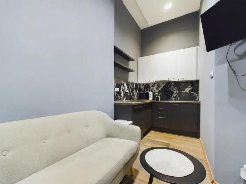 Cosy Gray Apartment in Heart of City