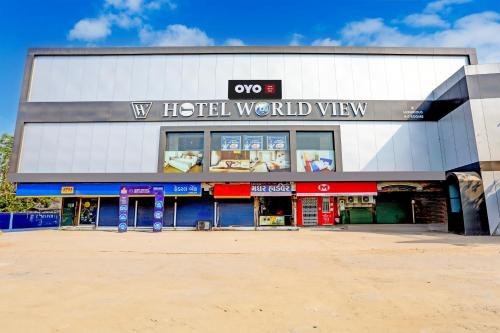 Gallery image of Hotel O World View in Surat