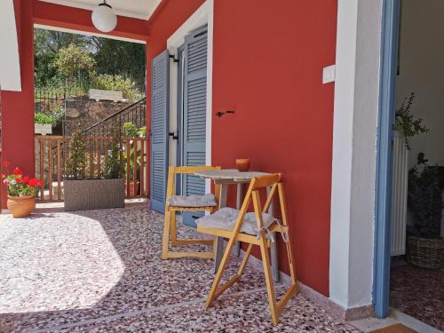 Balkoni atau teres di The Cricketer's Garden Home