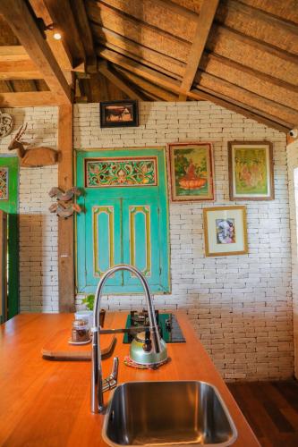 Gallery image of Pondok Kawinaya in Singaraja
